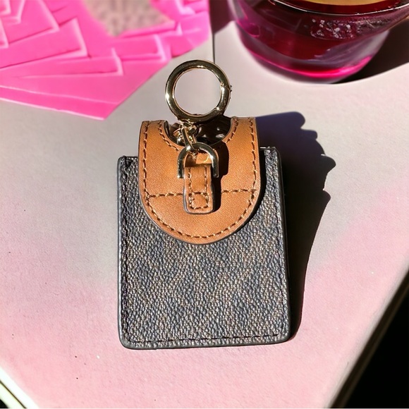 💜SOLD💜 - Picture 2 of 2